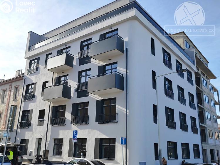 Prodej bytu 4+KK Praha, Na výběžku č. 25