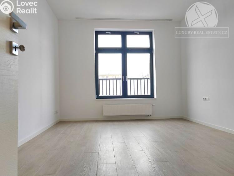 Prodej bytu 3+KK Praha, Na výběžku č. 8