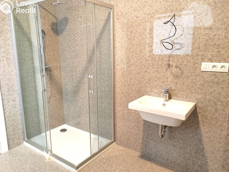 Prodej bytu 3+KK Praha, Na výběžku č. 13