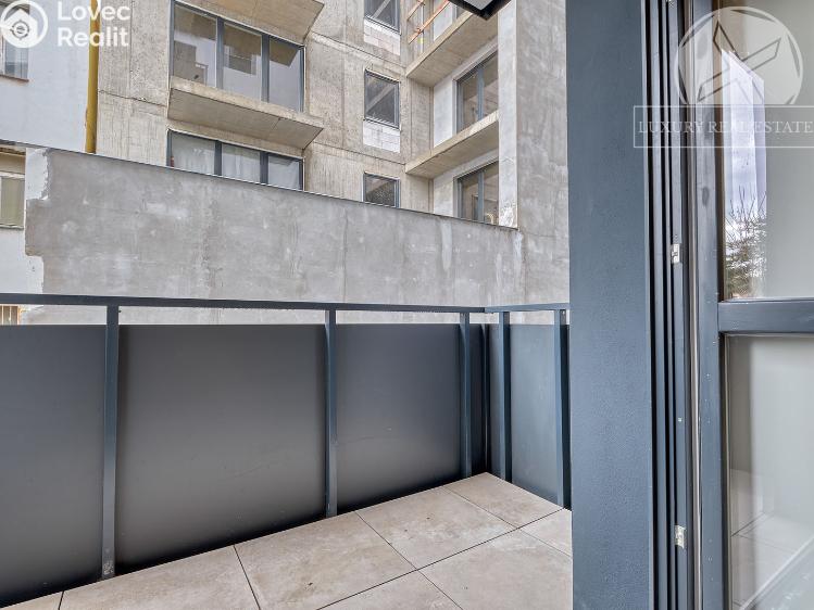 Prodej bytu 2+KK Praha, Kolmá č. 14