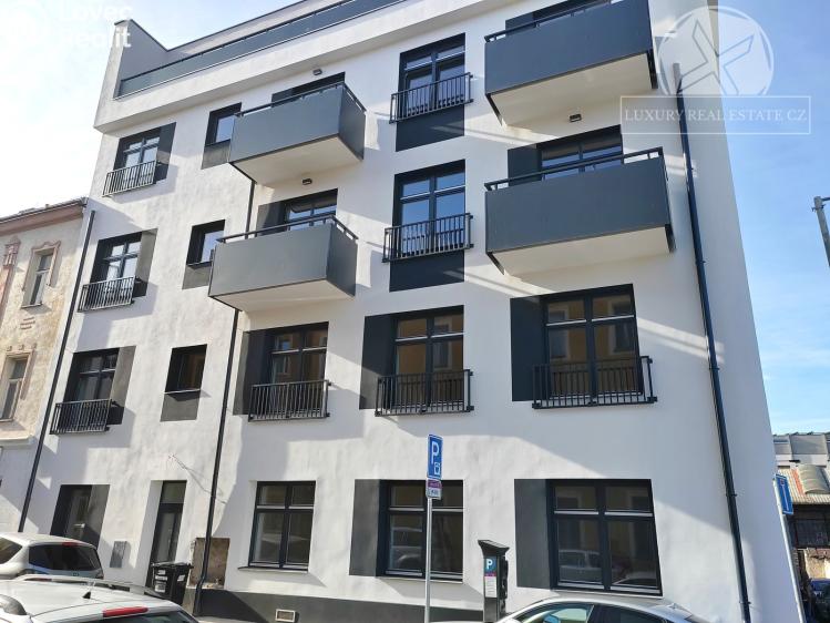 Prodej bytu 2+KK Praha, Na výběžku č. 13