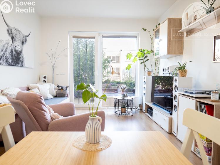 Prodej bytu 2+KK Praha, Silurská č. 1