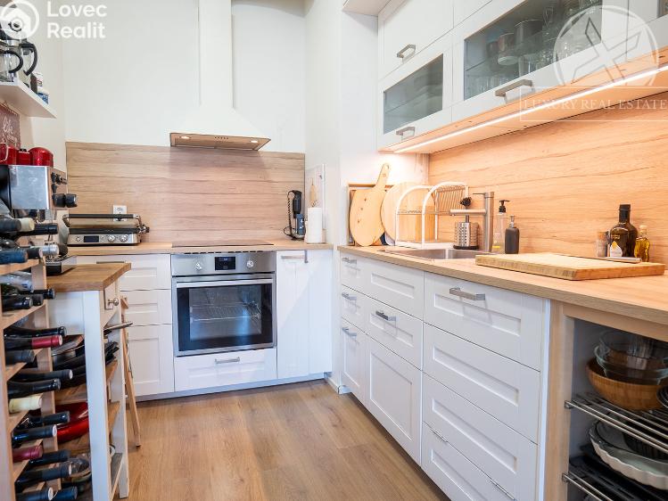 Prodej bytu 2+KK Praha, Silurská č. 19