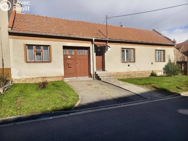 Prodej rodinného domu Želeč č. 24