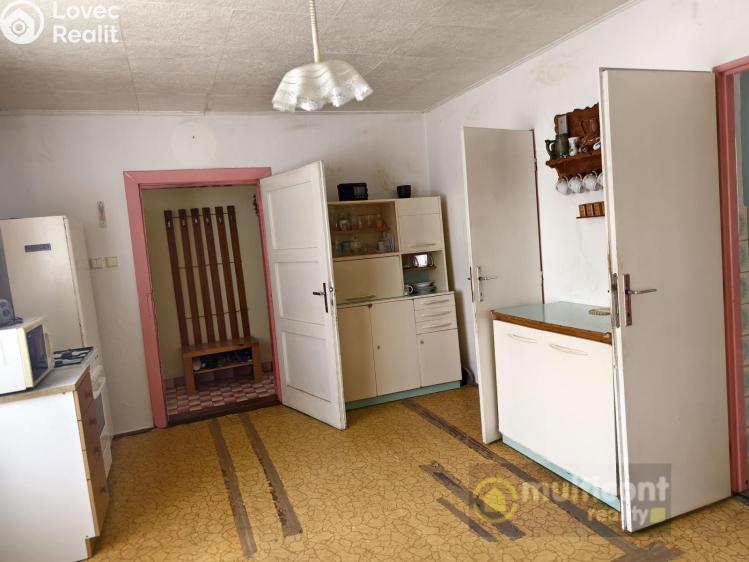 Prodej rodinného domu Želeč č. 19