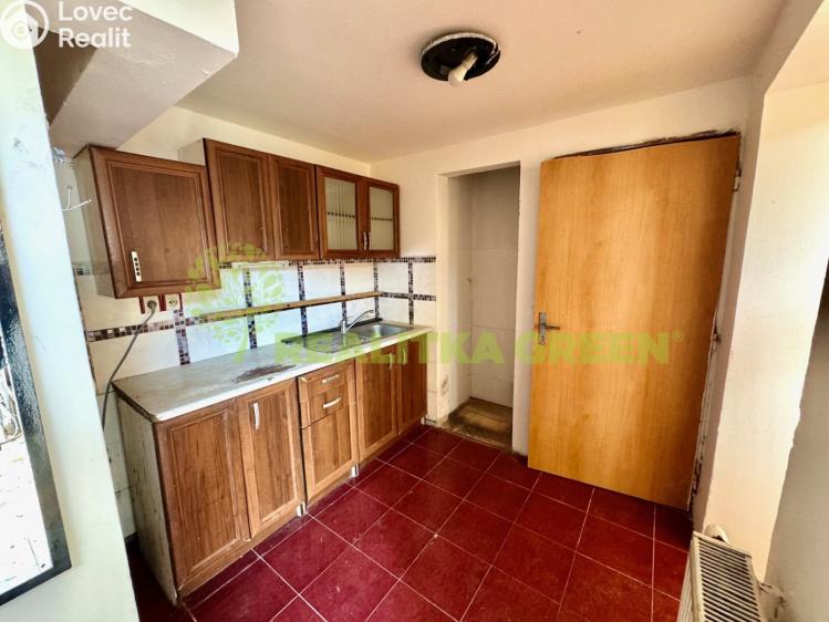 Продаж сімейного будинку Všemina č. 14