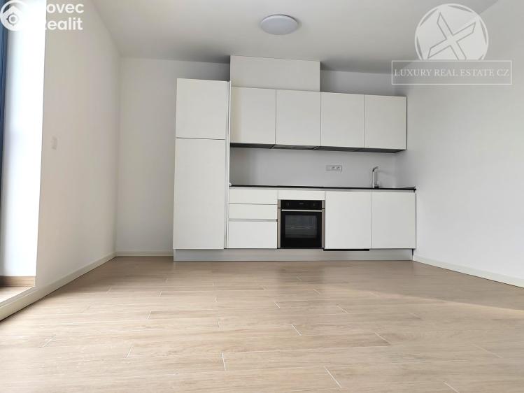 Prodej bytu 2+KK Praha, Na výběžku č. 6