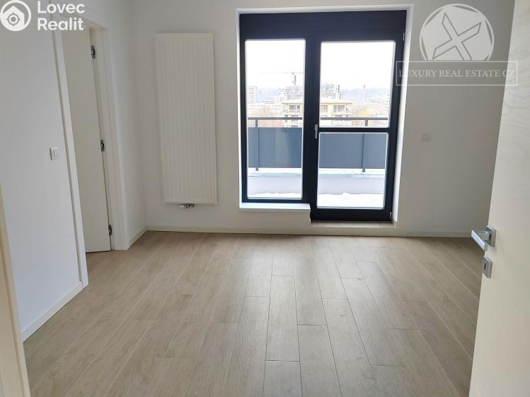 Prodej bytu 2+KK Praha, Na výběžku č. 7