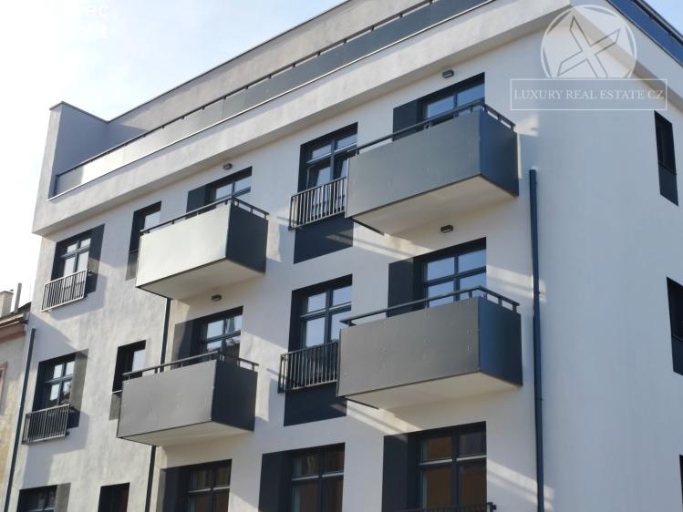 Prodej bytu 2+KK Praha, Na výběžku č. 22