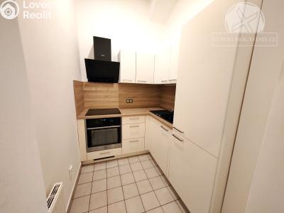 Rent apartment 2+1 Praha, Betlémské náměstí č. 6