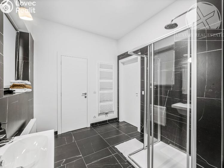 Prodej bytu 2+KK Praha, Na výběžku č. 8