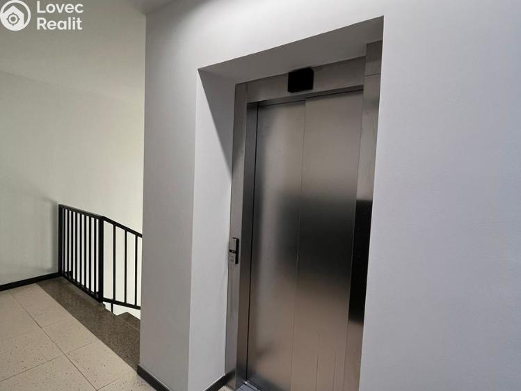 Prodej bytu 2+KK Praha, Na výběžku č. 19