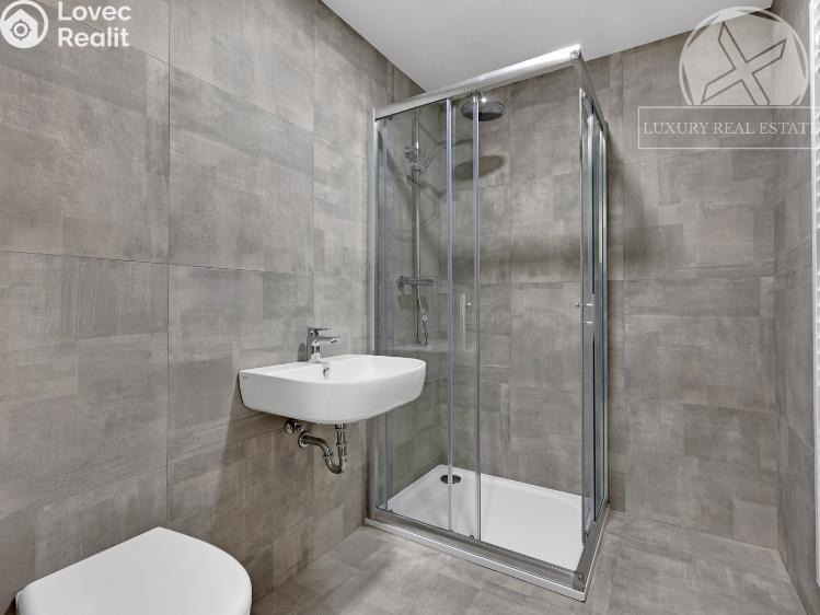 Продаж квартири 2+KK Praha, V Předním Hloubětíně č. 7