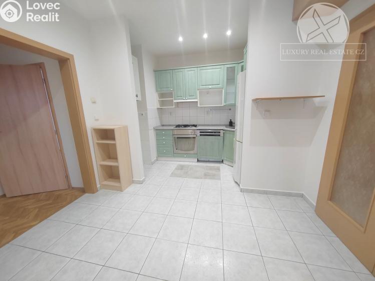 Pronájem bytu 3+1 Praha, Kladenská č. 2