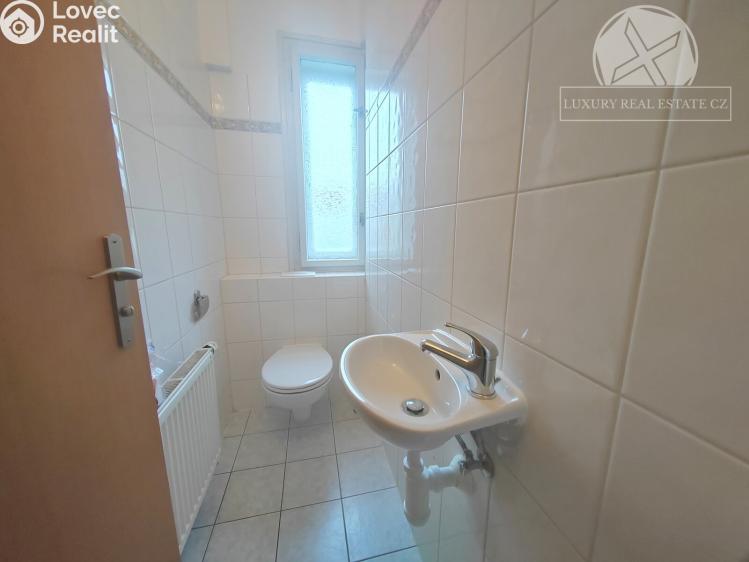 Pronájem bytu 3+1 Praha, Kladenská č. 12