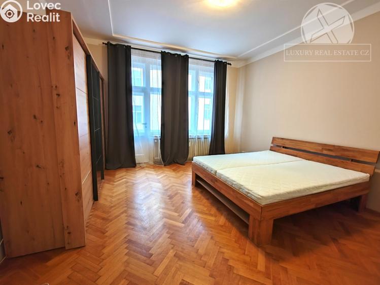 Pronájem bytu 2+1 Praha, Školská č. 6