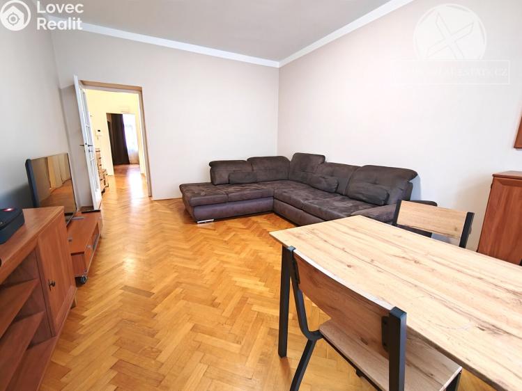 Pronájem bytu 2+1 Praha, Školská č. 8
