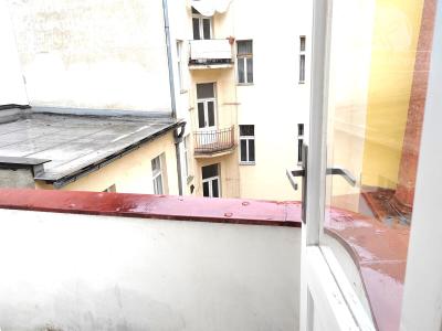Оренда квартири 2+1 Praha, Školská č. 9