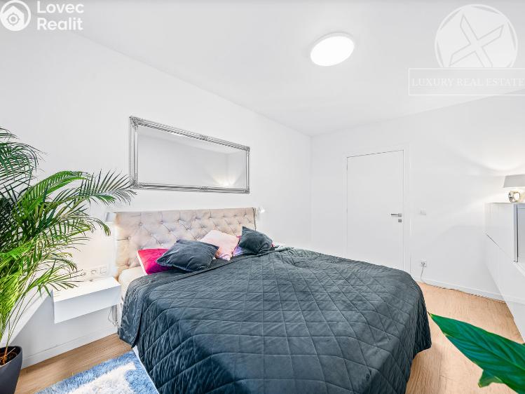 Prodej bytu 3+KK Praha, Kolmá č. 9