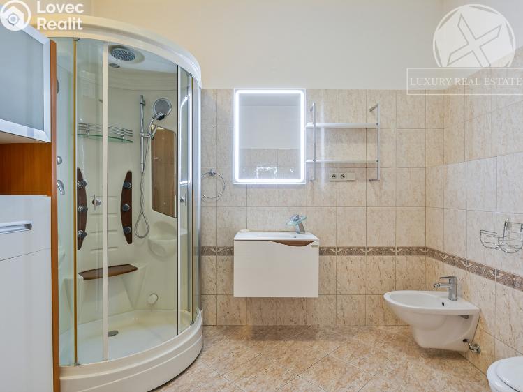 Prodej rodinného domu Nupaky, Za Hotelem č. 19