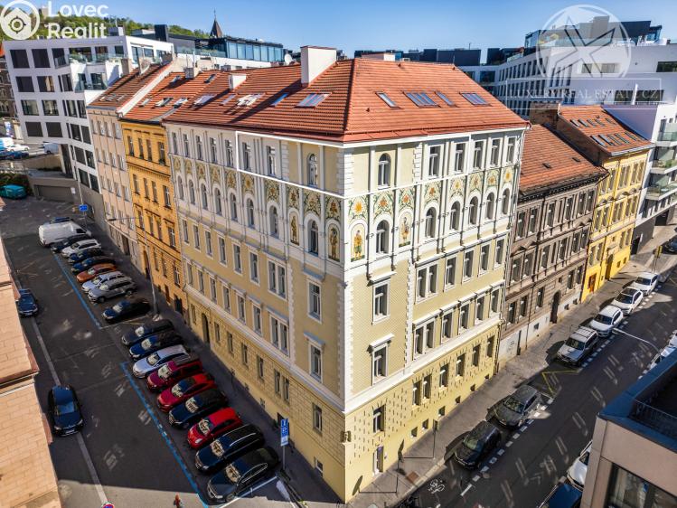 Prodej bytu 3+KK Praha, Kmochova č. 21