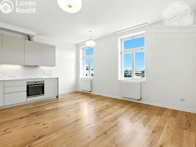 Sale apartment 3+KK Praha, Kmochova č. 5