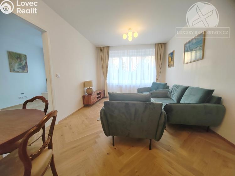 Pronájem bytu 2+1 Praha, Podolská č. 7