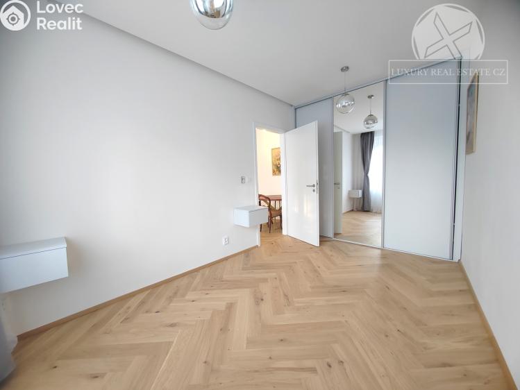 Аренда квартиры 2+1 Praha, Podolská č. 9