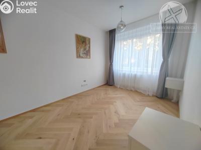 Оренда квартири 2+1 Praha, Podolská č. 8