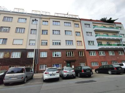 Оренда квартири 2+1 Praha, Podolská č. 18