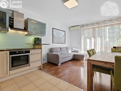 Sale apartment 2+KK Praha, Univerzitní č. 1