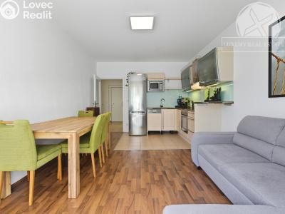 Sale apartment 2+KK Praha, Univerzitní č. 6