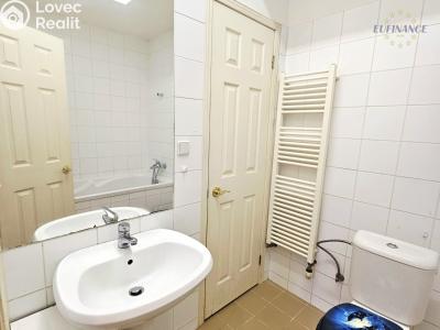 Sale apartment 2+1 Praha, Společná č. 6