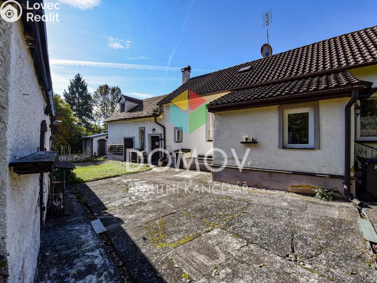 Prodej rodinného domu Králův Dvůr č. 11