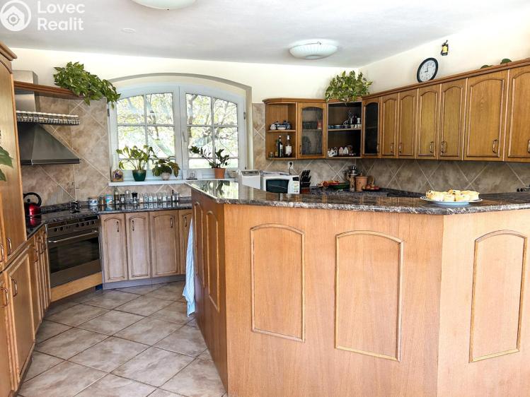 Prodej vícegeneračního domu Olšany č. 11