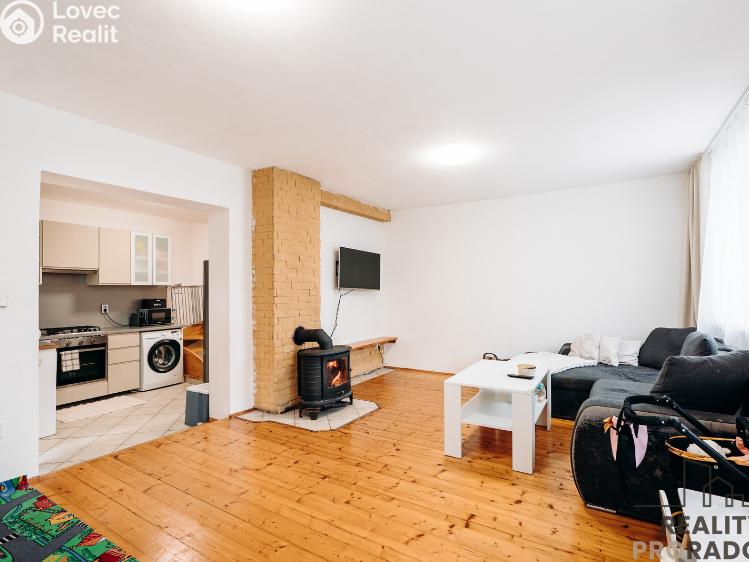 Продаж сімейного будинку Bukovany č. 3