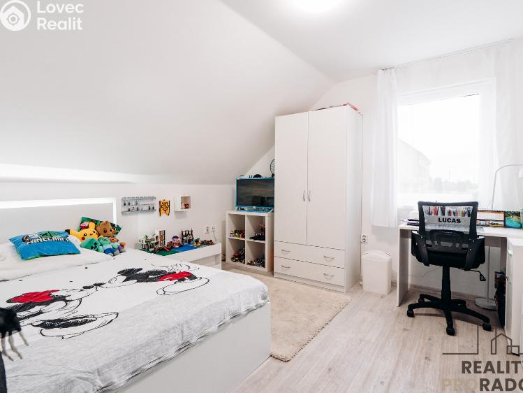 Продаж сімейного будинку Bukovany č. 13