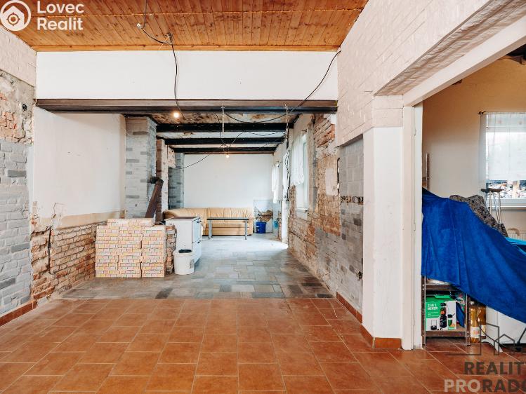 Продаж сімейного будинку Bukovany č. 21