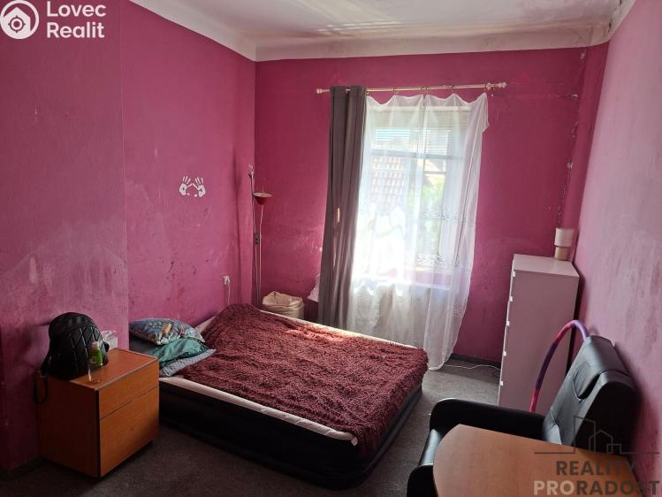 Prodej rodinného domu Kladno, Pekařská č. 9