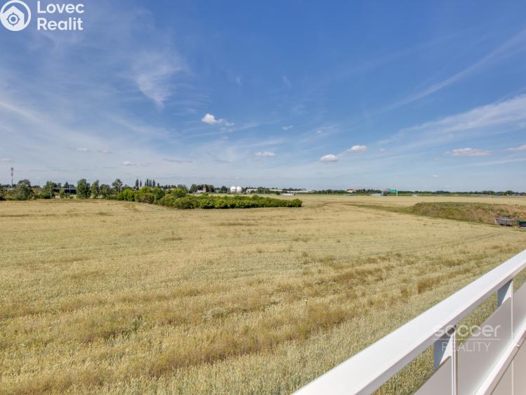 Оренда квартири 2+KK Praha, Farkašova č. 12