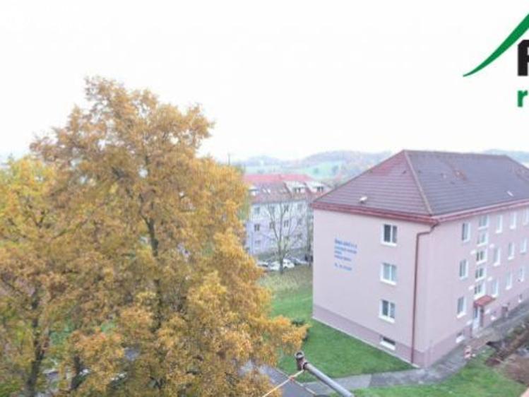 Prodej bytu 3+1 Tachov, Školní č. 12