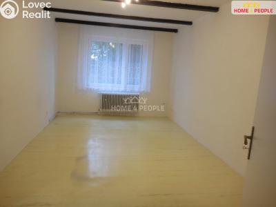 Rent apartment 2+1 Dobříš, Na Ligruse č. 4
