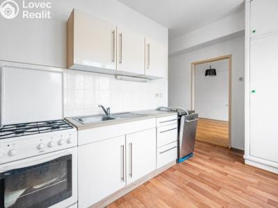 Sale apartment 2+1 Praha, Slezská č. 3