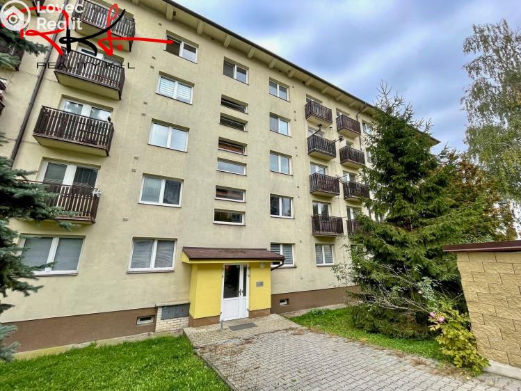 Sale apartment 1+1 Milovice, Spojovací č. 15