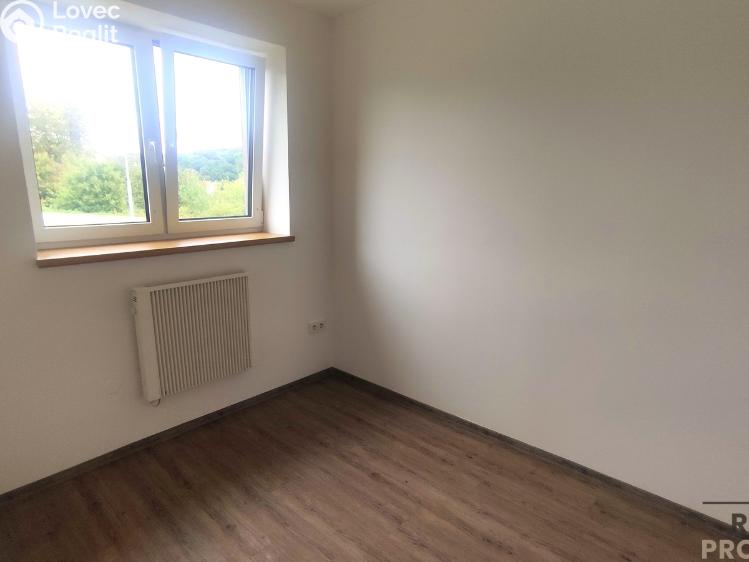 Pronájem bytu 2+KK Náměšť nad Oslavou, U Žel. mostu 1079 č. 7
