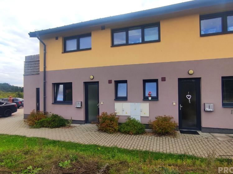 Pronájem bytu 2+KK Náměšť nad Oslavou, U Žel. mostu 1079 č. 11