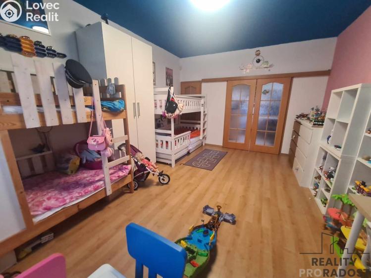 Pronájem bytu 3+1 Český Brod, Kounická č. 5