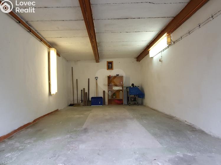 Prodej garáže Praha, Pod Petřinami č. 2