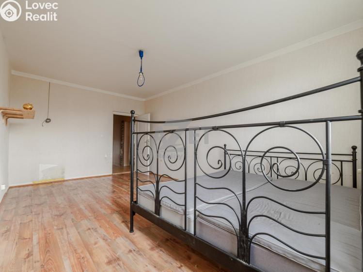 Sale apartment 3+1 Karviná, Divišova č. 9