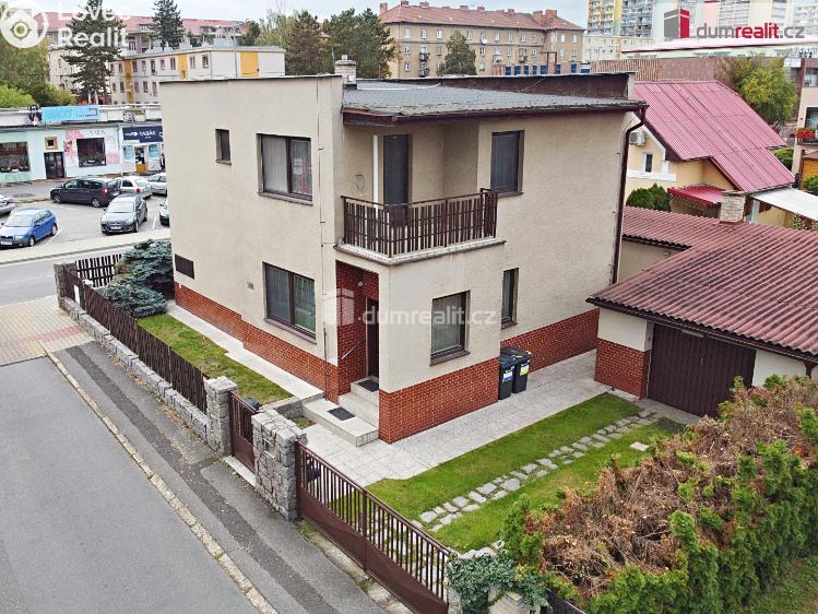 Продаж сімейного будинку Neratovice, Bří Čapků č. 2